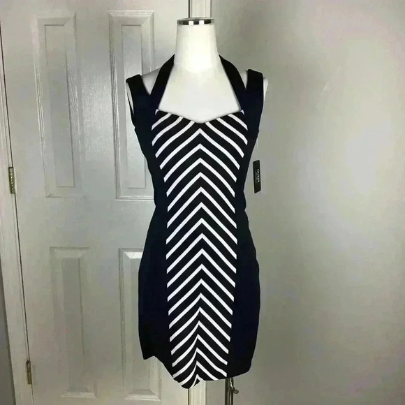 NWT Guess Los Angeles Dress Sz 0 Navy Ivory AMBER Stretch Bodycon - Picture 1 of 5